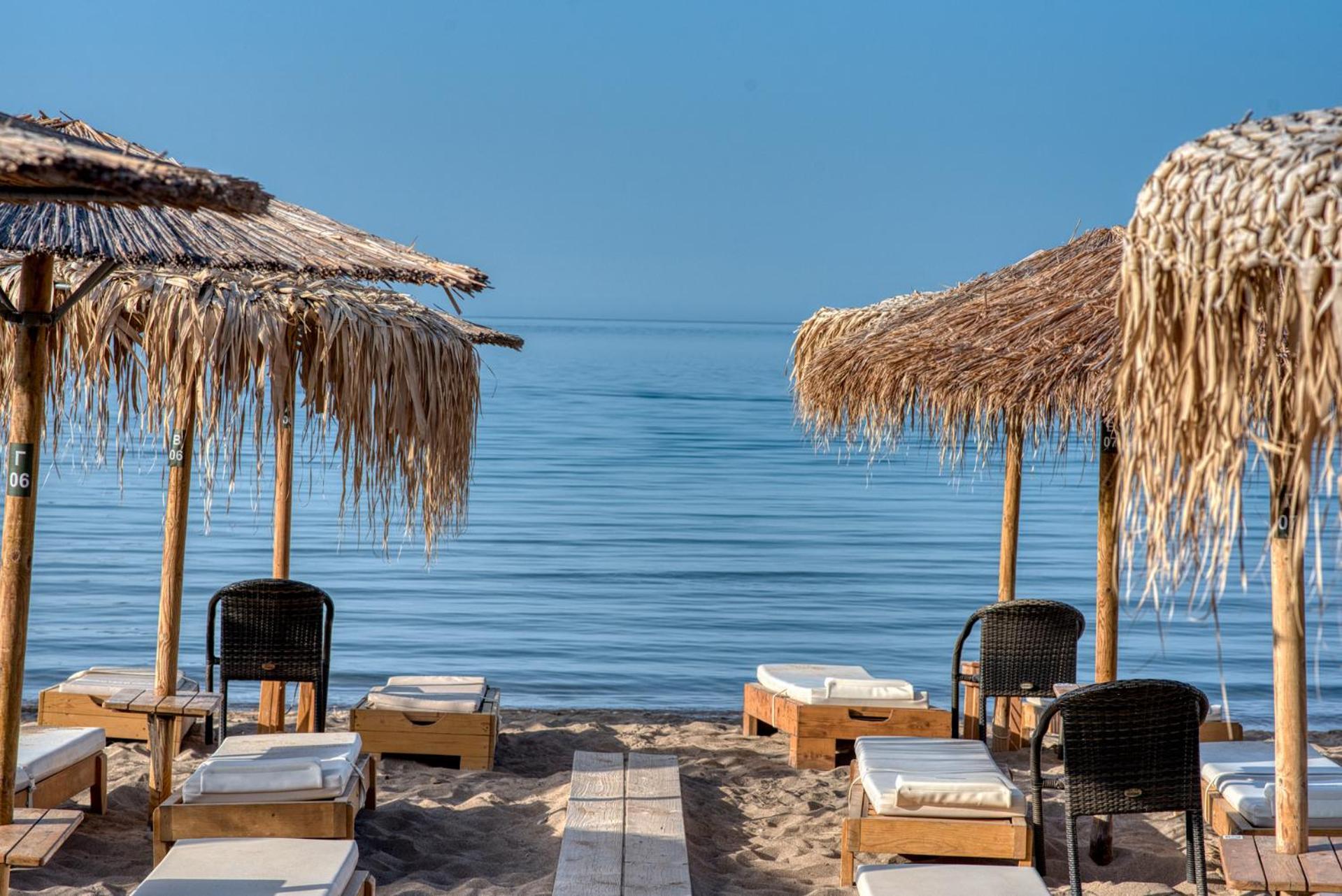 Platy Beach Hotel Екстериор снимка