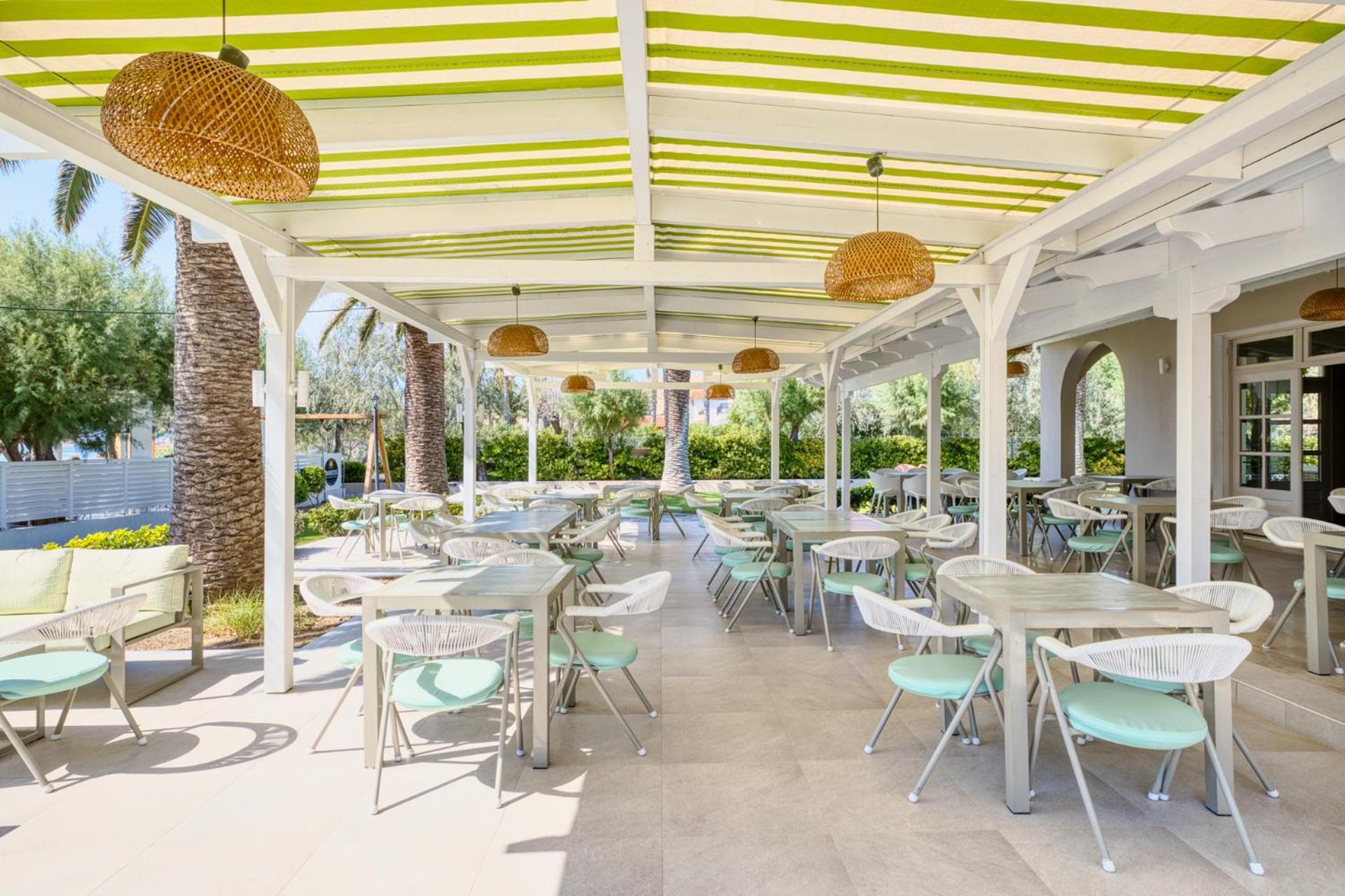 Platy Beach Hotel Екстериор снимка