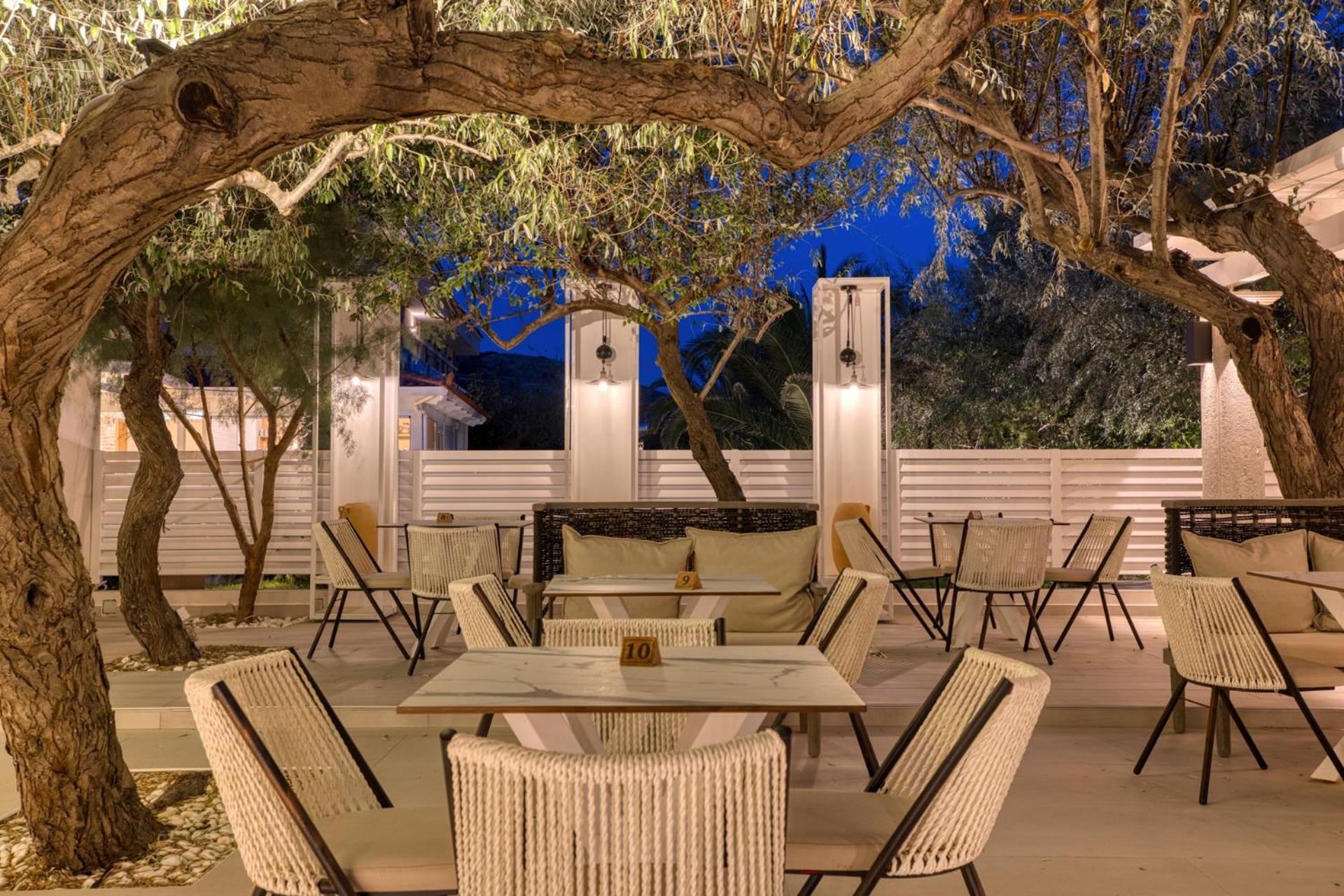 Platy Beach Hotel Екстериор снимка