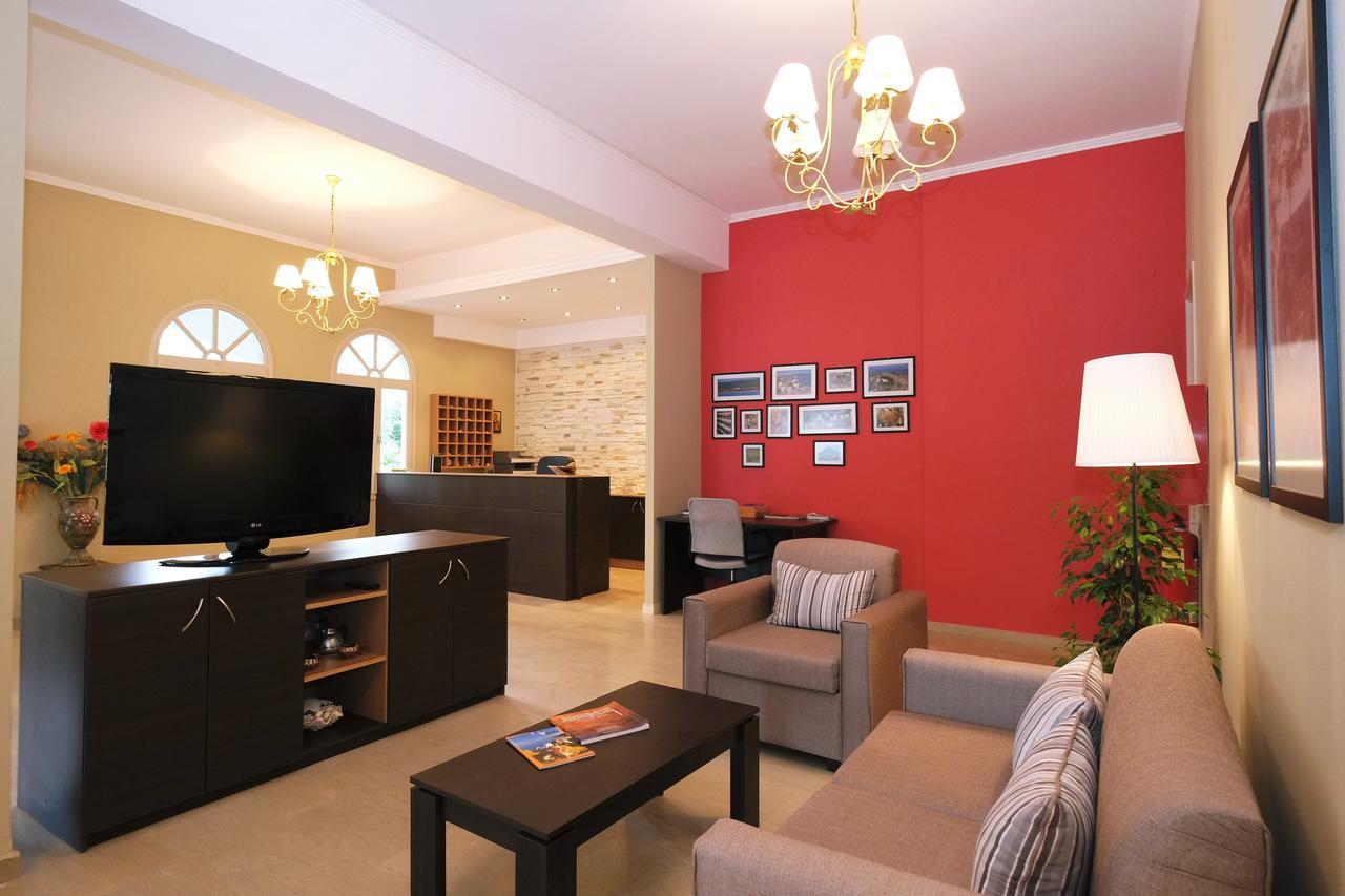Platy Beach Hotel Екстериор снимка