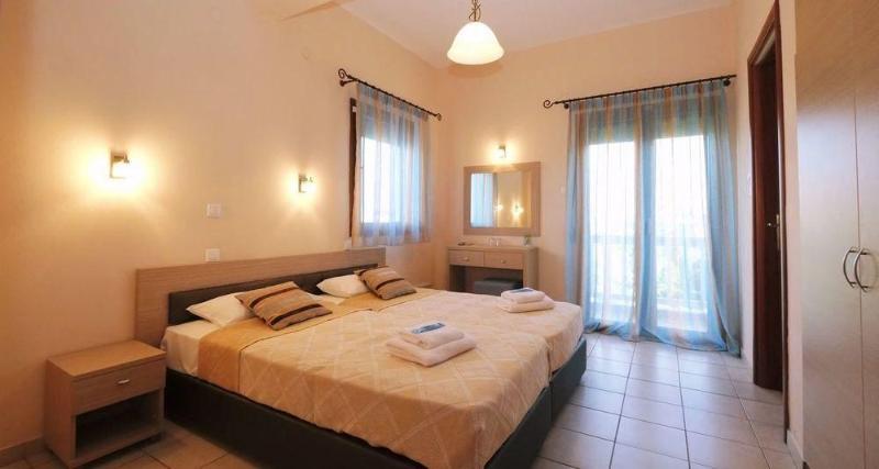 Platy Beach Hotel Екстериор снимка
