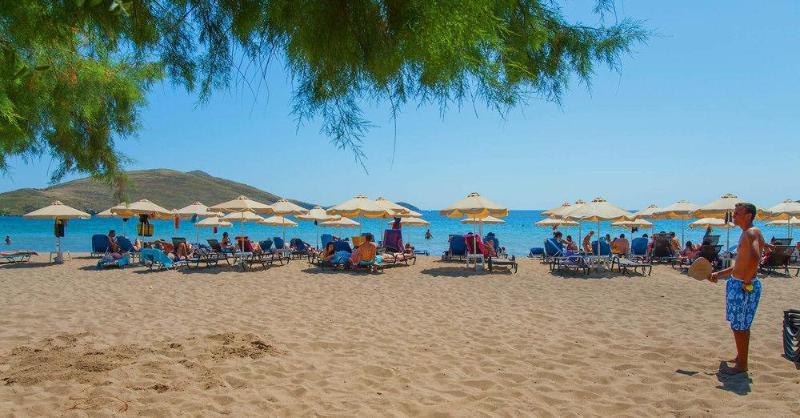 Platy Beach Hotel Екстериор снимка