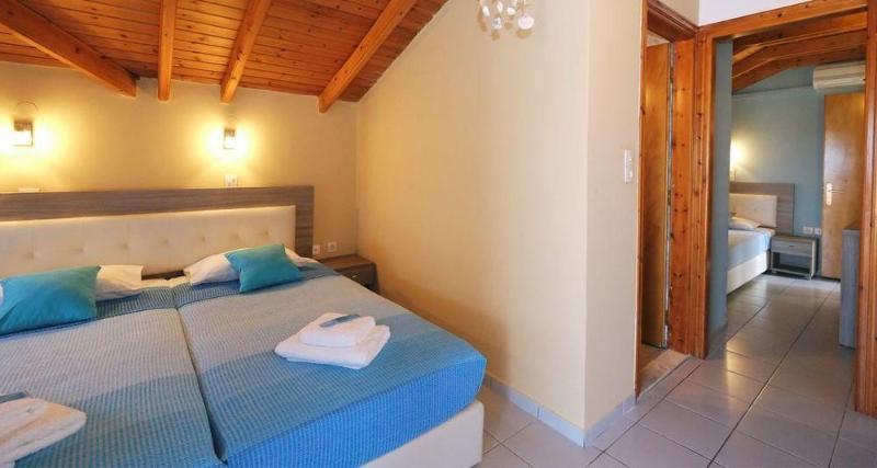 Platy Beach Hotel Екстериор снимка